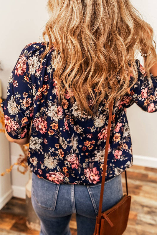 Blusa casual de manga corta con cuello redondo y estampado floral